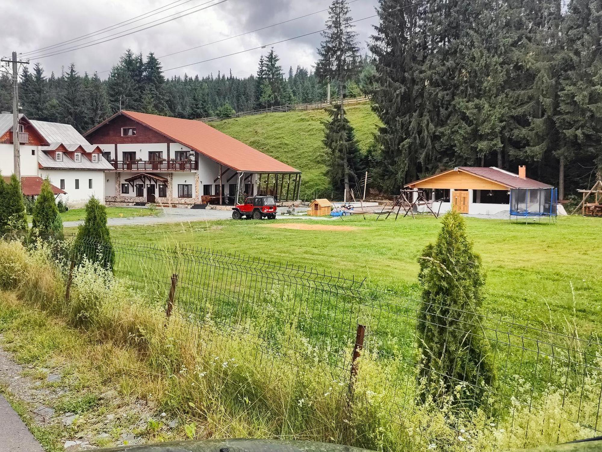 Pensiunea Trei Brazi Arieşeni Exterior foto